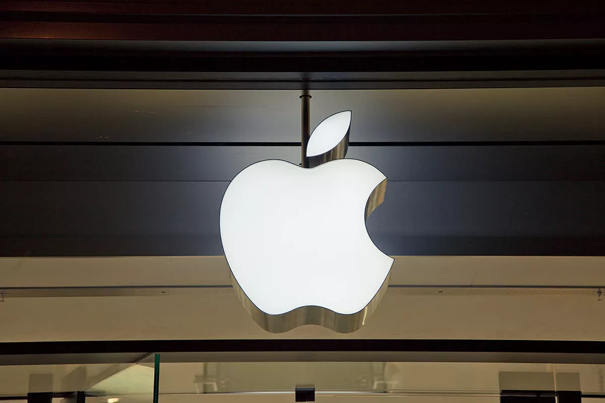 Apple может выпустить ещё один iPhone, новые MacBook и другие устройства в ближайшие месяцы